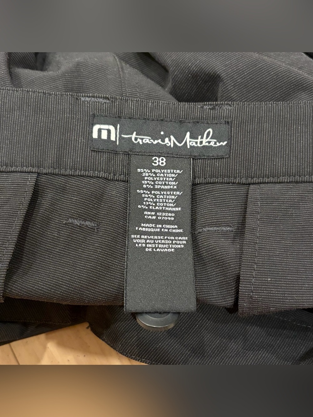 Travis Mathew Lightweight Black Grey Casual Dress Golf Pants - Men’s Size 38 - Picture 4 of 9
